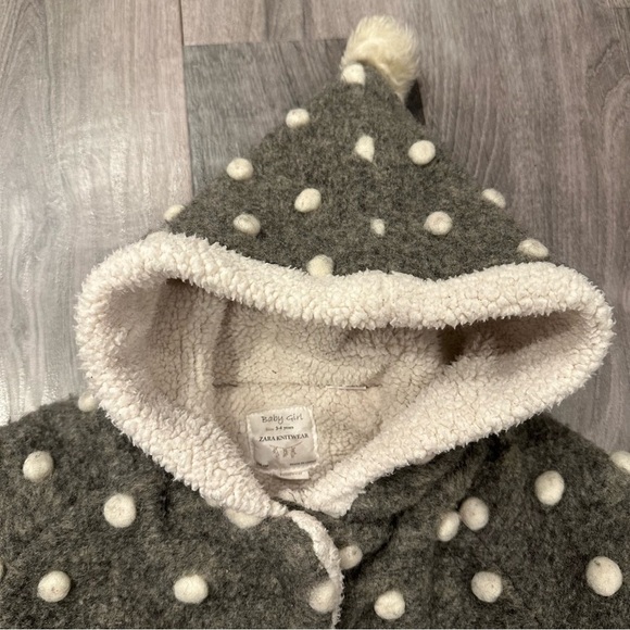 EUC Zara Baby Girl Knitwear Coat with Hood size 3 - 4 - Picture 2 of 6